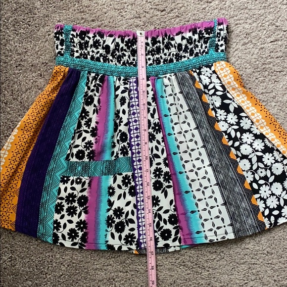 Mini skirt, juniors, size large - Picture 5 of 5